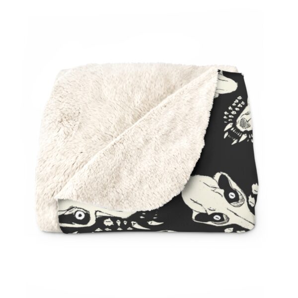 Bite Pattern Sherpa Fleece Blanket - Image 3