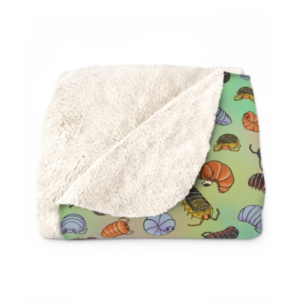 Isopods Sherpa Fleece Blanket (Green) - Image 3