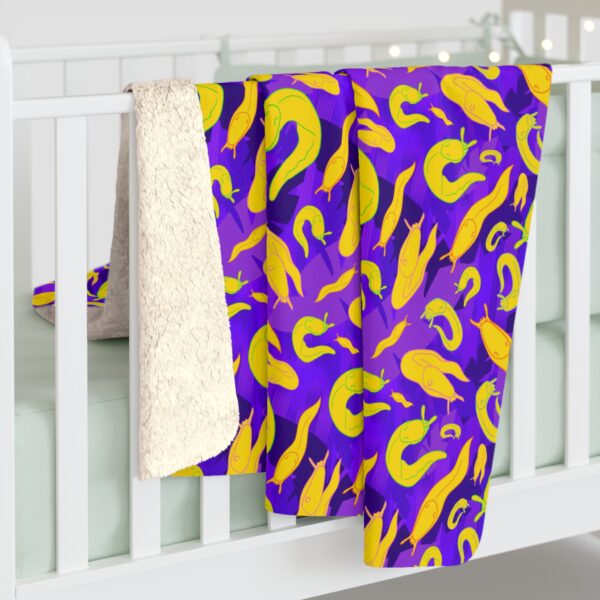 Banana Slugs Sherpa Fleece Blanket - Image 4